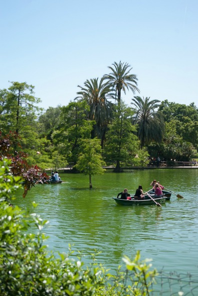 barque-parc-de-la-citadelle-barcelone