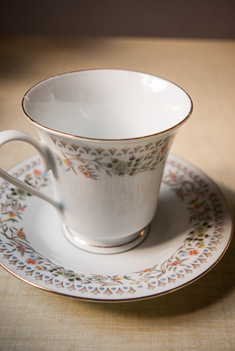 tasse porcelaine vintage