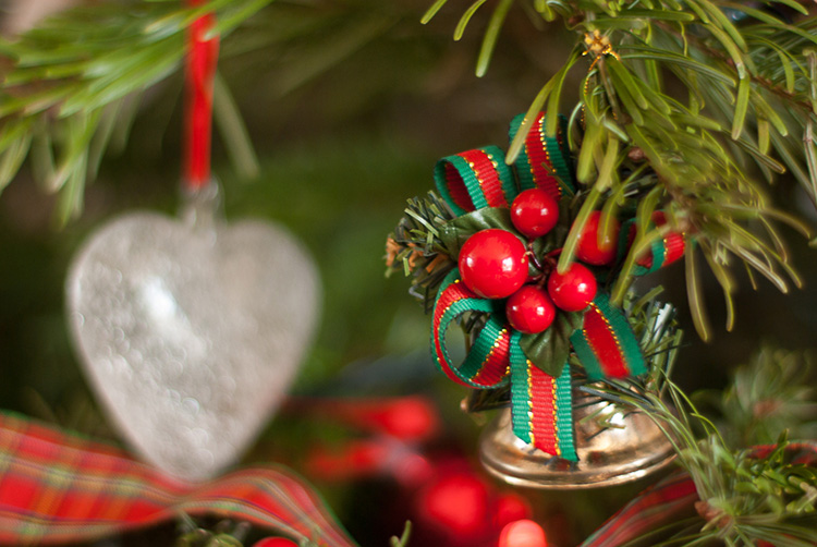 Sapin-de-noel-decoration-cloche-2