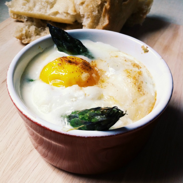 oeuf cocotte parmesan asperges