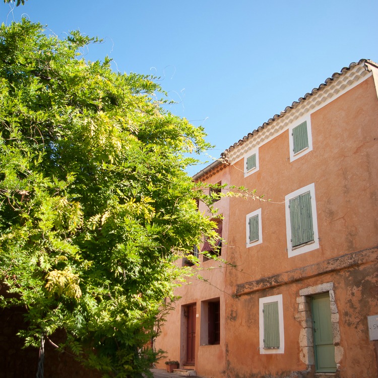 flassan-village-typique-vaucluse