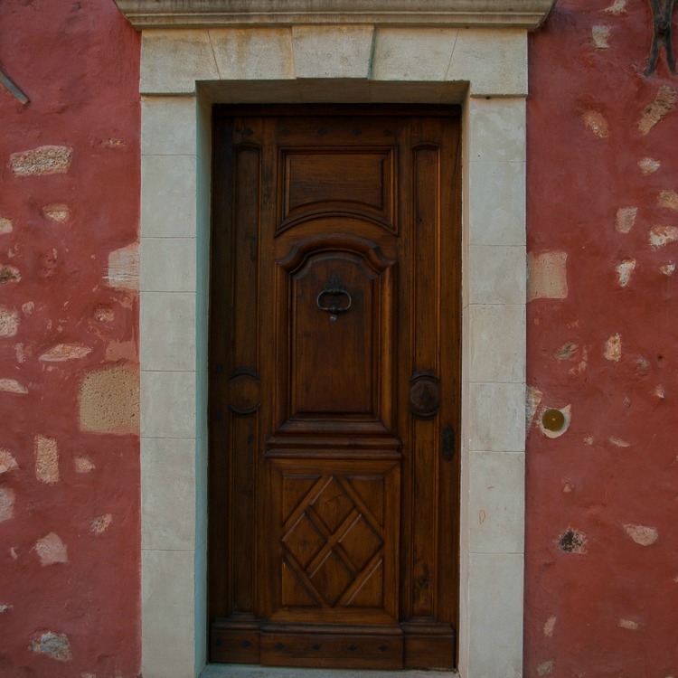 roussillon-porte-rouge