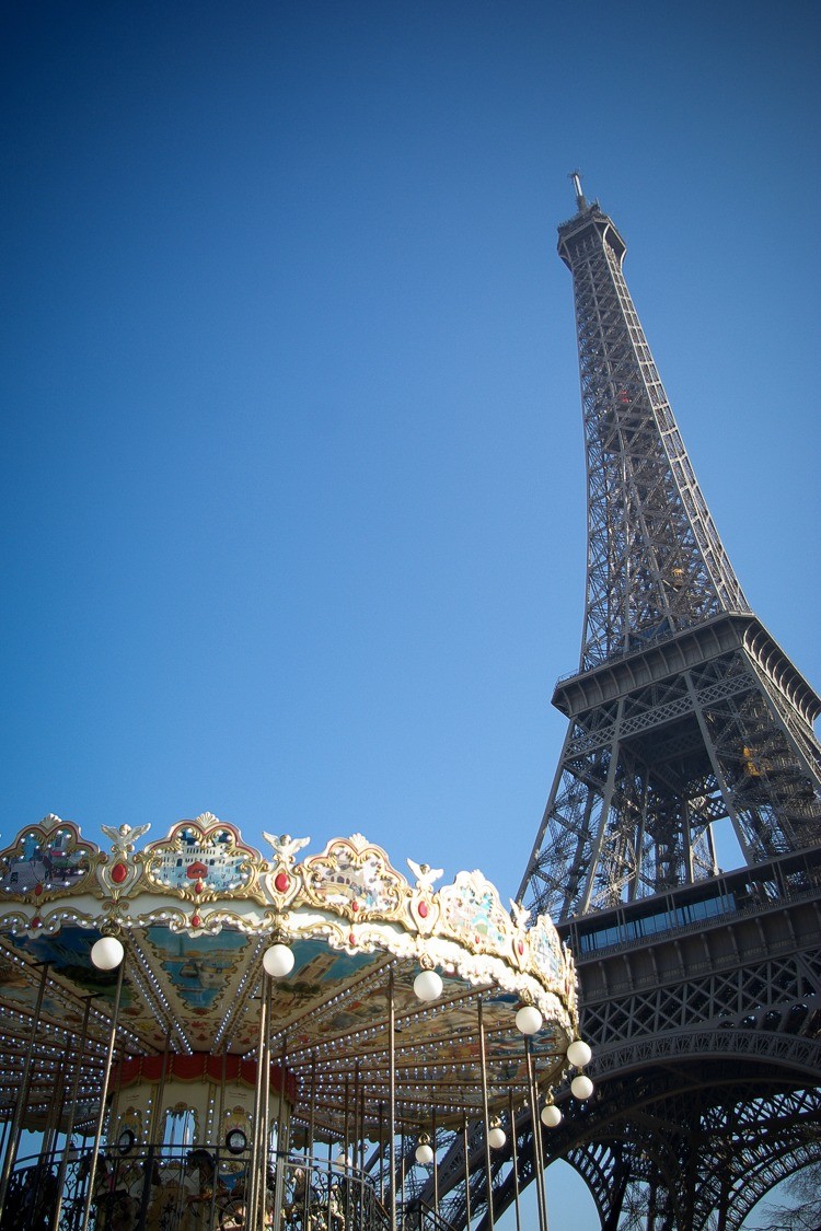 tour-eiffel-paris-manege