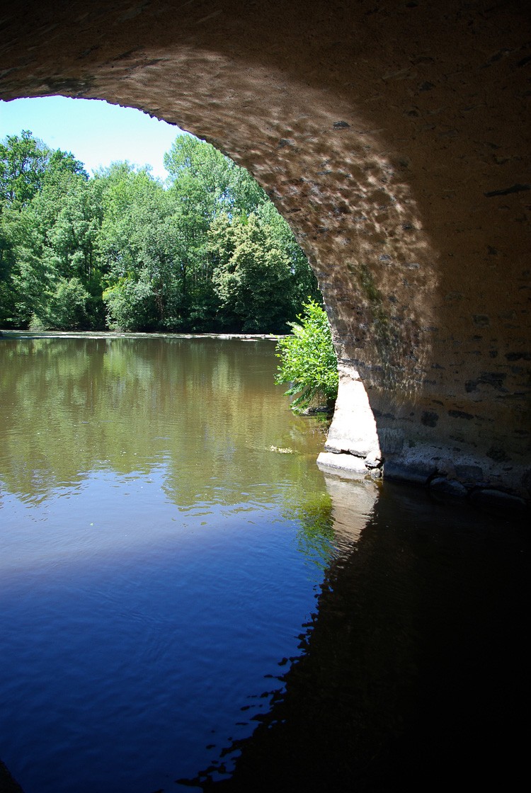 sous-le-pont-vezere