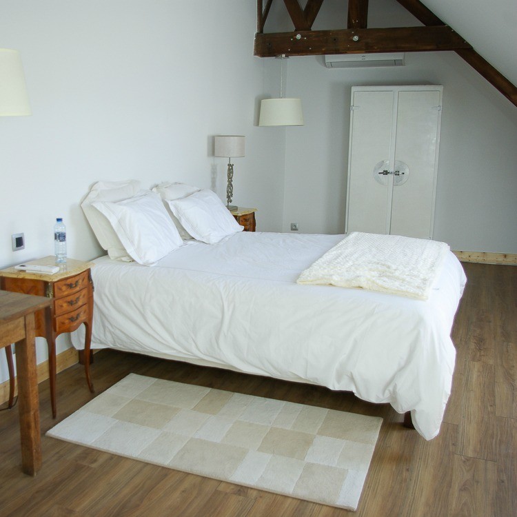 Le miel des muses chambre aubin blanc