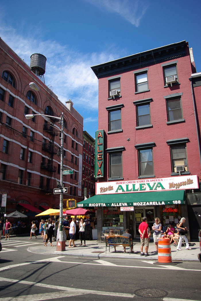 New-YOrk-Little-Italy-2