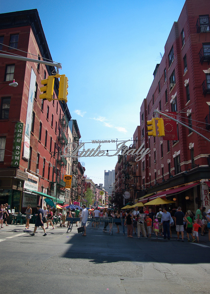 New-YOrk-Little-Italy-welcome-1