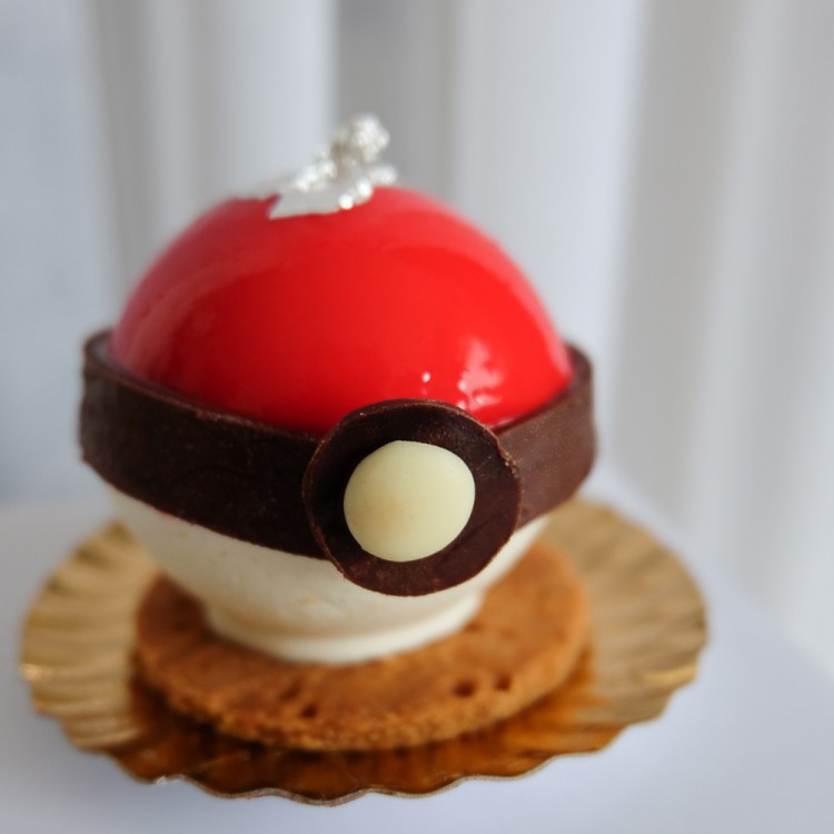 gateau-pokeball